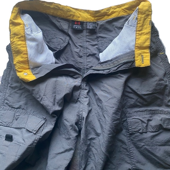 Emergency Exit Nylon Shorts, Boys, Unisex, size 18 - Picture 3 of 3